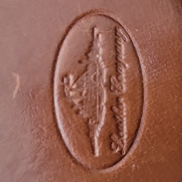 Vintage Leather Company Full Zip Coin & Keyholder In Cognac - Picture 2 of 10